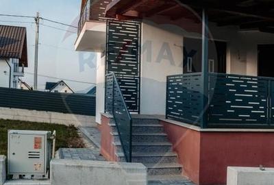 Casă cu 4 camere cu Teren 400 Mp în Ipotești - 3