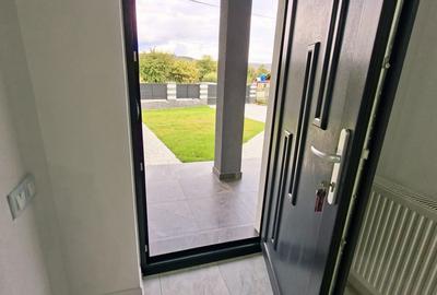 Casă individuală cu 3 camere cu Canalizare în Băiculești - 2