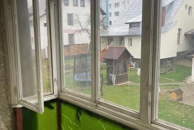 Apartament cu 2 camere decomandat în Central - 1