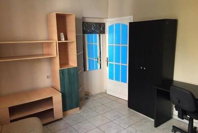 Apartament cu 3 camere decomandat în Ștefan cel Mare - 2