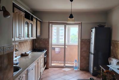 Apartament cu 2 camere decomandat în Soarelui - 4