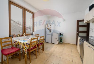 Casă cu 4 camere cu Teren 500 Mp în Bâcu - 2
