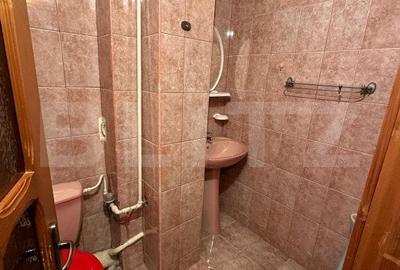 Apartament 4 camere, 70 mp, etaj 1, zona Hurmuzachi ,Radauti - 6