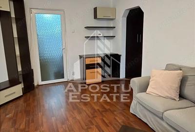 Apartament cu 3 camere decomandat în Soarelui