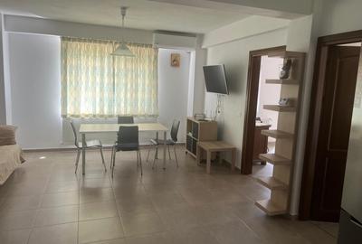 Apartament cu 3 camere decomandat în Brăilei - 1