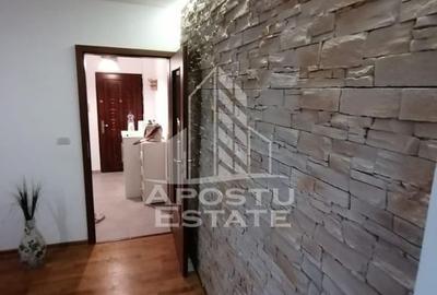 Apartament cu 3 camere decomandat, mobilat în Dacia - 5