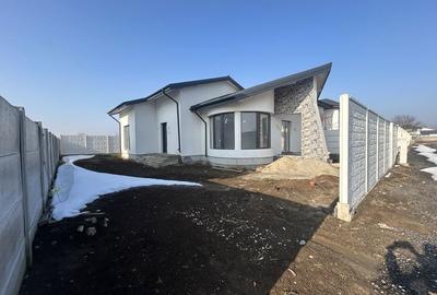 Casă cu 3 camere în Berceni - 7