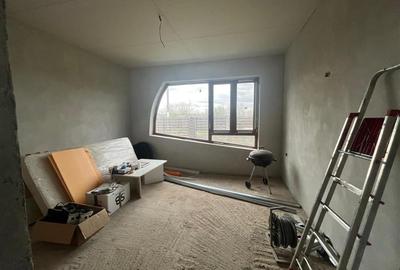 Casă cu 6 camere cu Teren 428 Mp în Coșteiu - 5