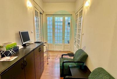 Casă individuală cu 8 camere cu Canalizare în Parcul Carol - 17