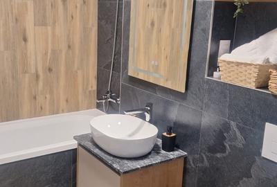 Garsonieră decomandată, mobilată în Tractorul - 5