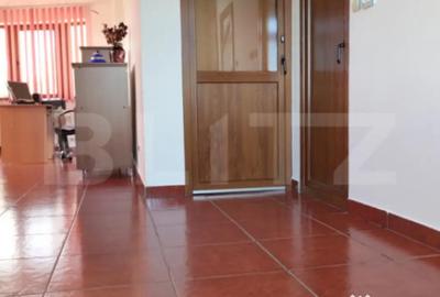 Casă cu 4 camere cu Teren 639 Mp în Central - 3