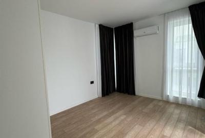 Duplex cu 5 camere cu Canalizare în Central - 9