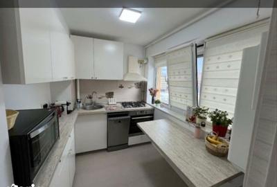 Apartament cu 3 camere decomandat în Central - 5