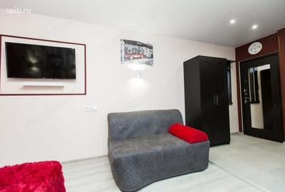 Garsoniera - zona 1 Mai - 2