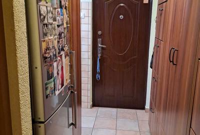 Apartament cu 2 camere nedecomandat în 14 Mai - 6
