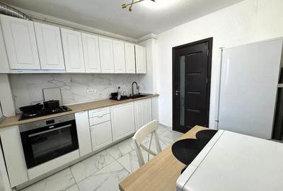 Apartament cu 3 camere decomandat în Gorjului - 3
