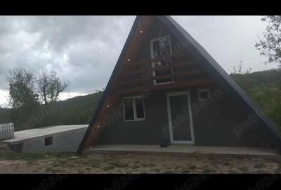 Casă cu 3 camere cu Teren 500 Mp în Surani - 1