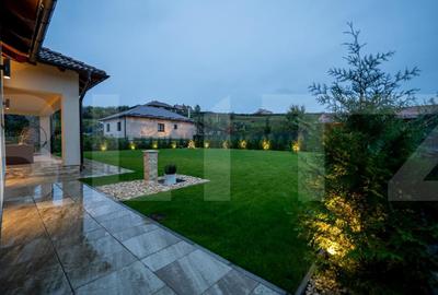 Casa ultra moderna, 280mp - disponibila imediat - 16