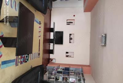 Apartament cu 2 camere decomandat în 22 Decembrie - 1