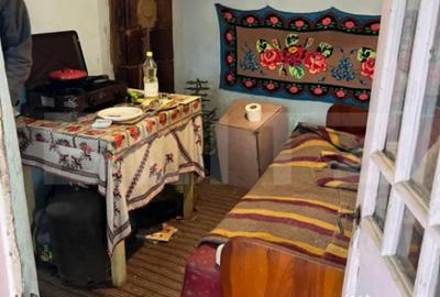 Casă cu 5 camere cu Teren 1688 Mp în Central