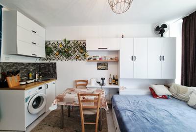 Garsoniera zona Faleza Dunarii-Port mobilata  si utilata - 2