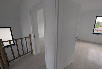 Casă individuală cu 4 camere cu Canalizare în Hemeiuș - 6