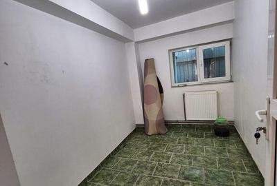 Casa + magazin Orasul Fundulea, stradal DN3 - 4