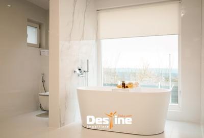 Comision 0% - Casa sustenabila 240 mp cu design futurist, in natura - 12
