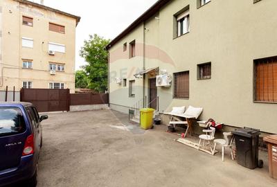 Vila ideala pentru locuinta sau investitie -  zona ultracentrala Arad - 2