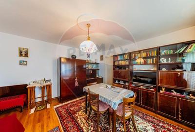 Apartament cu 2 camere de vanzare Strada Postavului
