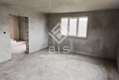 Casă individuală cu 4 camere cu Canalizare în Exterior Est - 9