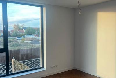 Casă cu 5 camere cu Teren 208 Mp în Central - 5