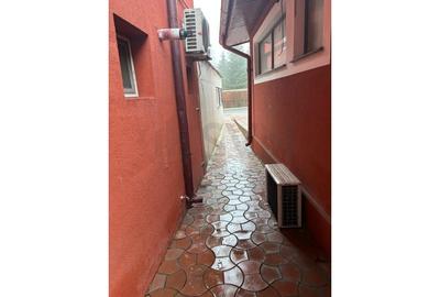 Birou, de 125 mp, în Central - 11