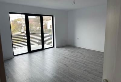 Casă cu 4 camere cu Teren 500 Mp în Aninoasa - 4