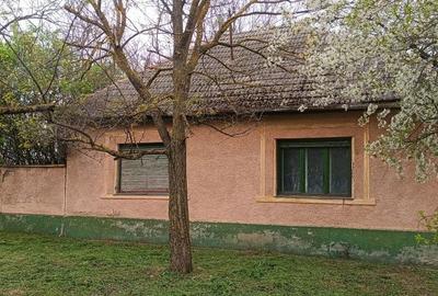 Casă cu 2 camere în Exterior Vest - 1