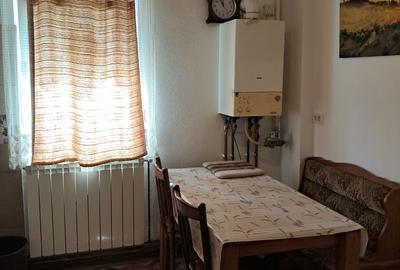 Apartament cu 3 camere decomandat în Central - 2