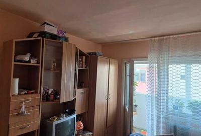 Apartament 2 camere zona Kiriac