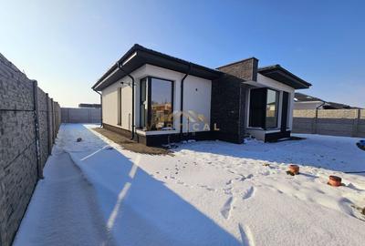 Casa parter de inchiriat cu 3 camere - comuna Berceni - 2