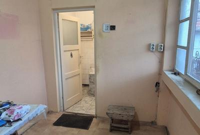 Casă cu 2 camere cu Teren 168 Mp în Central - 2