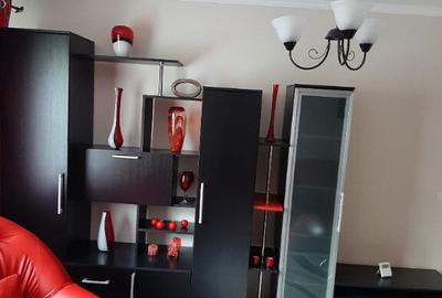 Apartament 3 camere situat in zona Lama - 3