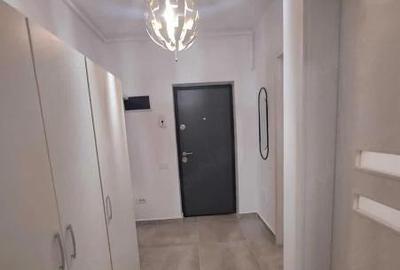 Garsonieră decomandată în Apărătorii Patriei