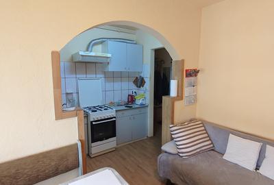Apartament cu 3 camere semidecomandat, mobilat în Cedonia - 2