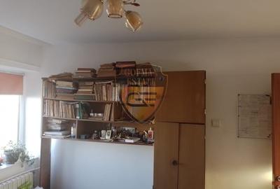 Apartament cu 2 camere decomandat, mobilat în Universitate - 3