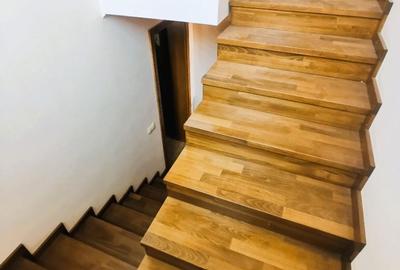 Casă cu 8 camere cu Teren 1481 Mp în Sântandrei - 10