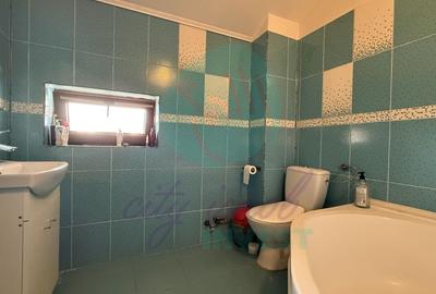 Casă individuală cu 4 camere cu Canalizare în Eroii Revoluției - 10