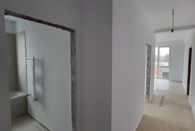 FARA COMISION. NOU in Oras. Etaj 1. Decomandat. Bucatarie inchisa. Lift - 3