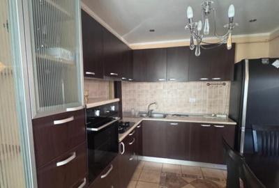 Apartament 3 camere , etj 1 , Radauti - 5