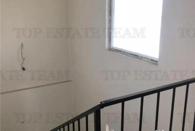 Casă cu 9 camere cu Canalizare în Cornetu - 1