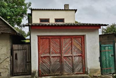 Apartament cu 3 camere decomandat în Măcin - 2