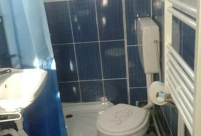 Casă cu 6 camere în Rânca